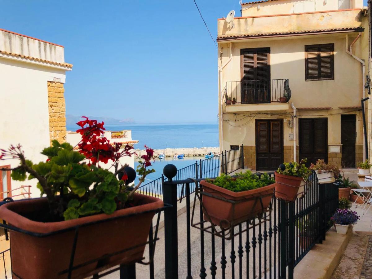 Casa Vacanza Accetta Trappeto  Exterior photo